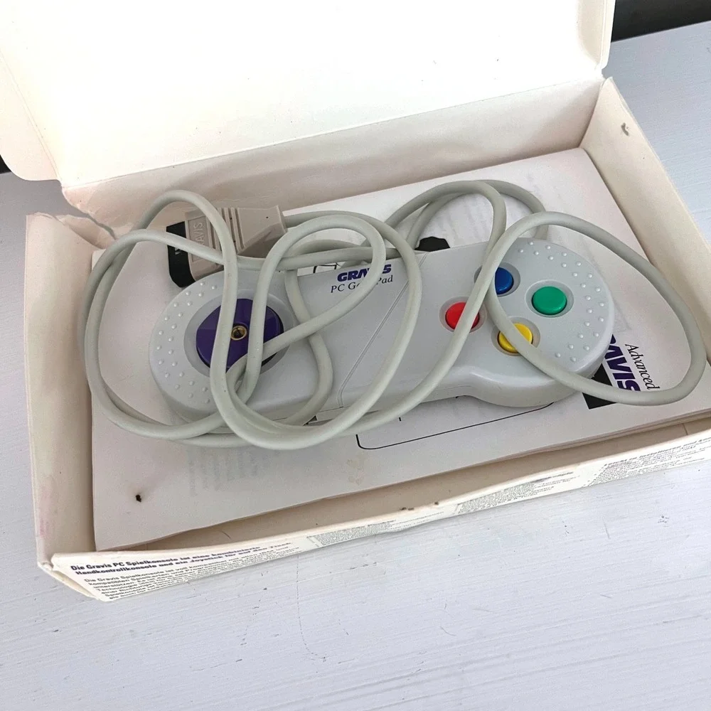 Gravis PC Gamepad‎ Vintage with Box & Instruction Manual Gaming Retro Untested